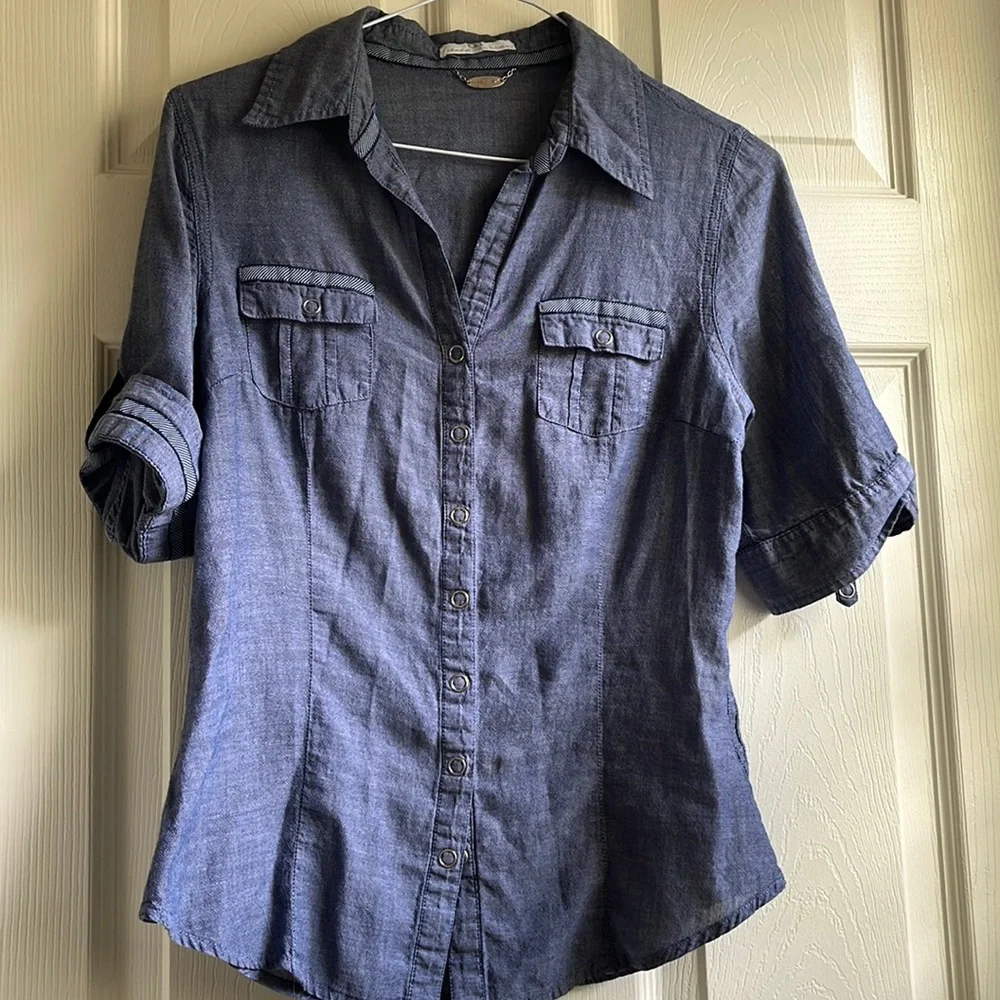 Button up shirt - Picture 5 of 8